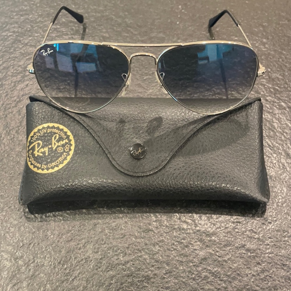 Ray-Ban Aviator sunglasses